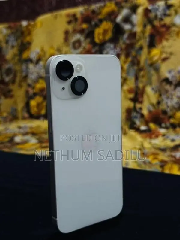 Apple iPhone 14 (Used)