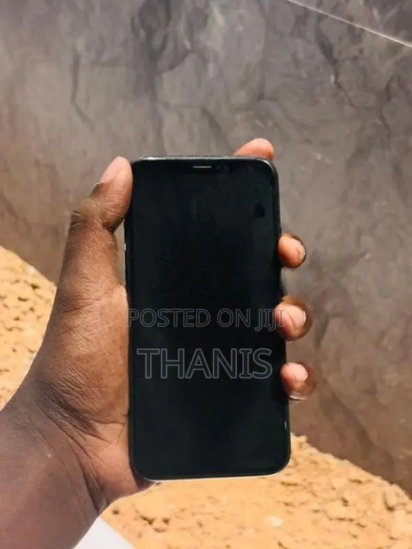 Apple iPhone X (Used)
