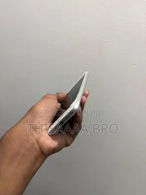 Apple iPhone 8 64GB (Used)