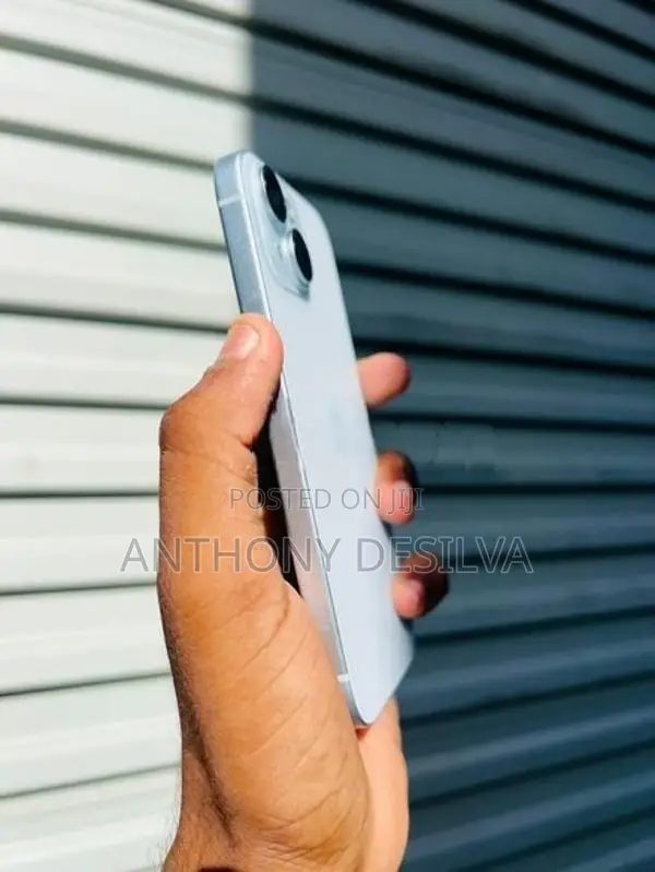Apple iPhone 15 (Used)