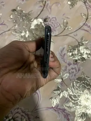 Apple iPhone X (Used)