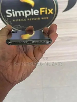 Apple iPhone XS (Used)