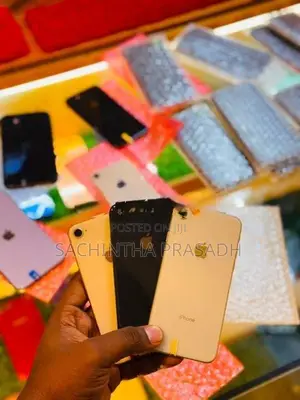 Apple iPhone 8 (Used)