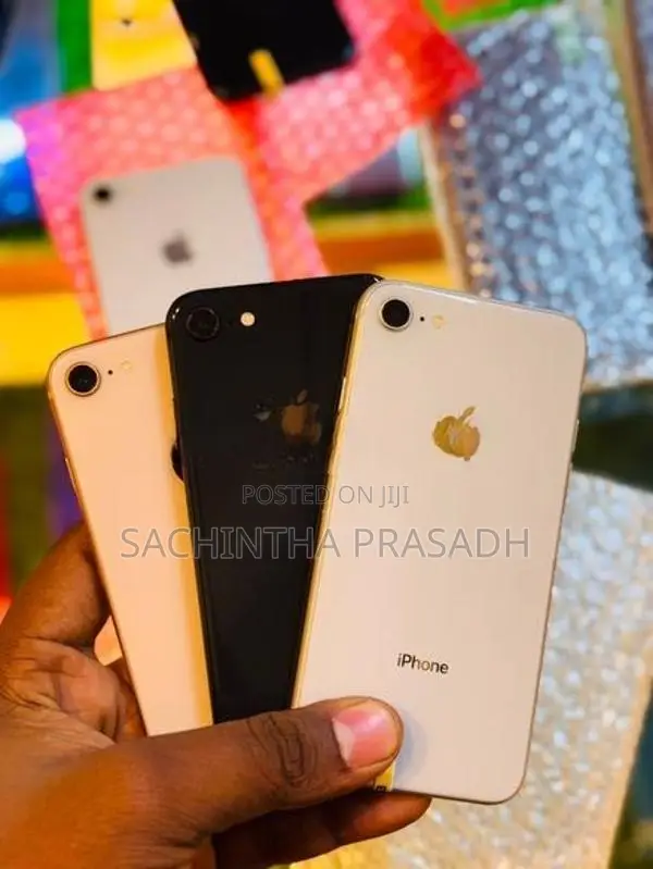 Apple iPhone 8 (Used)