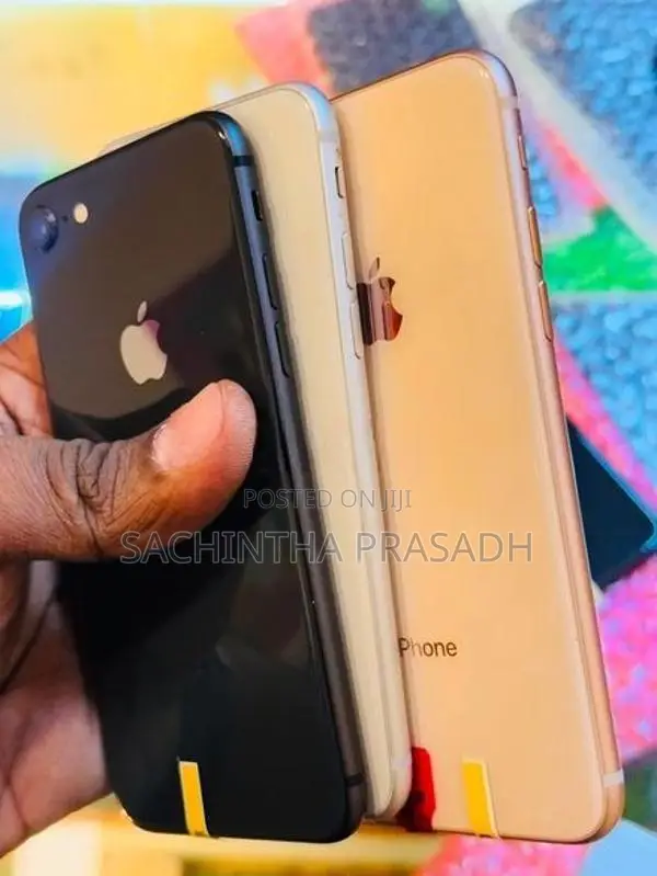 Apple iPhone 8 (Used)