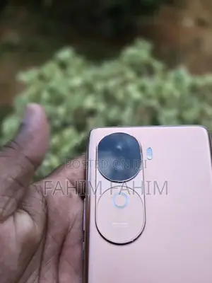 Vivo V40e 8GB 128GB (Used)