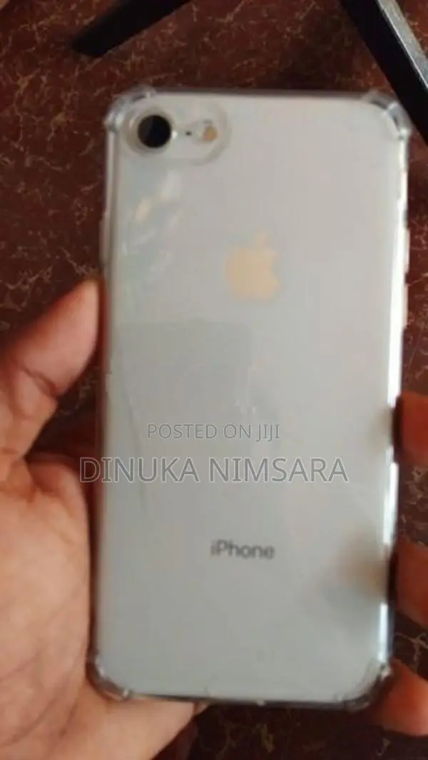 Apple iPhone 8 (Used)