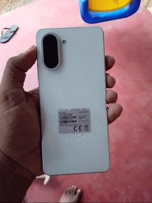 OnePlus Nord CE5 (Used)