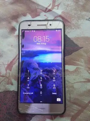 Huawei Y6 (Used)