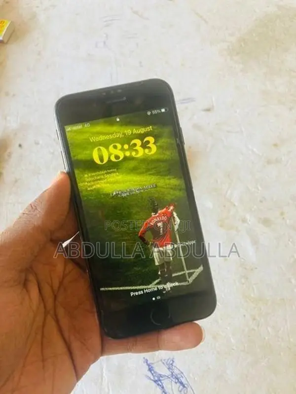 Apple iPhone 8 (Used)