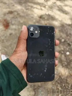 Apple iPhone 11 (Used)