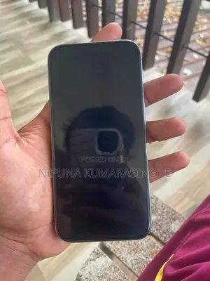 Apple iPhone 15 Pro (Used)
