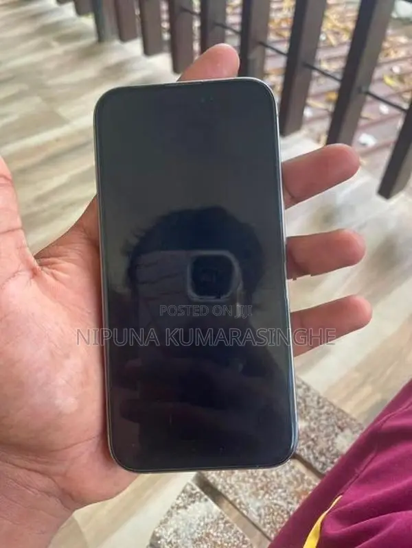 Apple iPhone 15 Pro (Used)