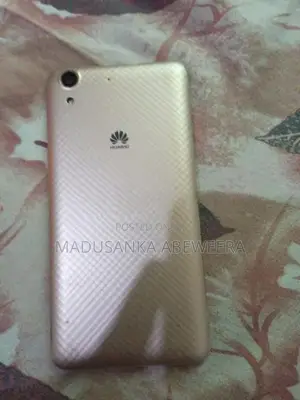 Huawei Y6 (Used)