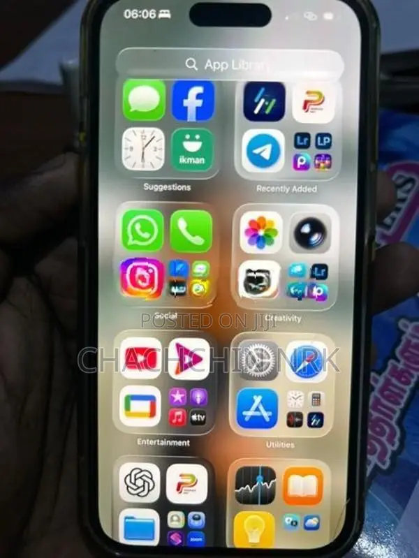 Apple iPhone 15 256GB (Used)