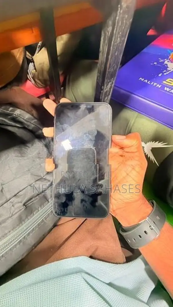 Apple iPhone 11 (Used)