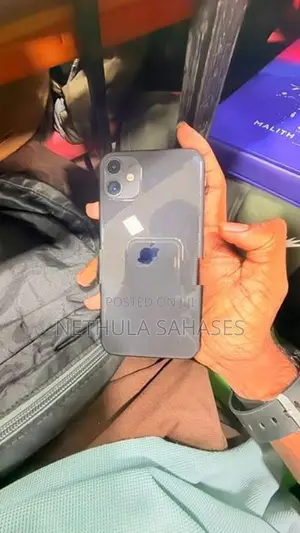 Apple iPhone 11 (Used)
