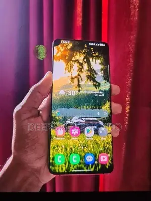 Samsung Galaxy S20+ s20 Plus (Used)