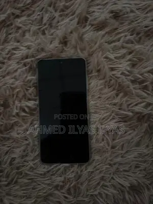Samsung Galaxy S21 FE (Used)