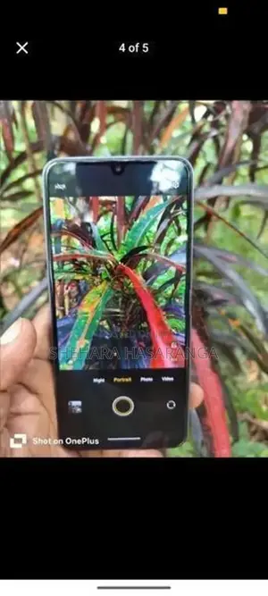 Vivo V25 5g (Used)