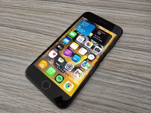 Apple iPhone 7 32GB Black (Used)