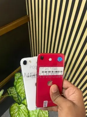 Apple iPhone SE 2 128GB (Used)