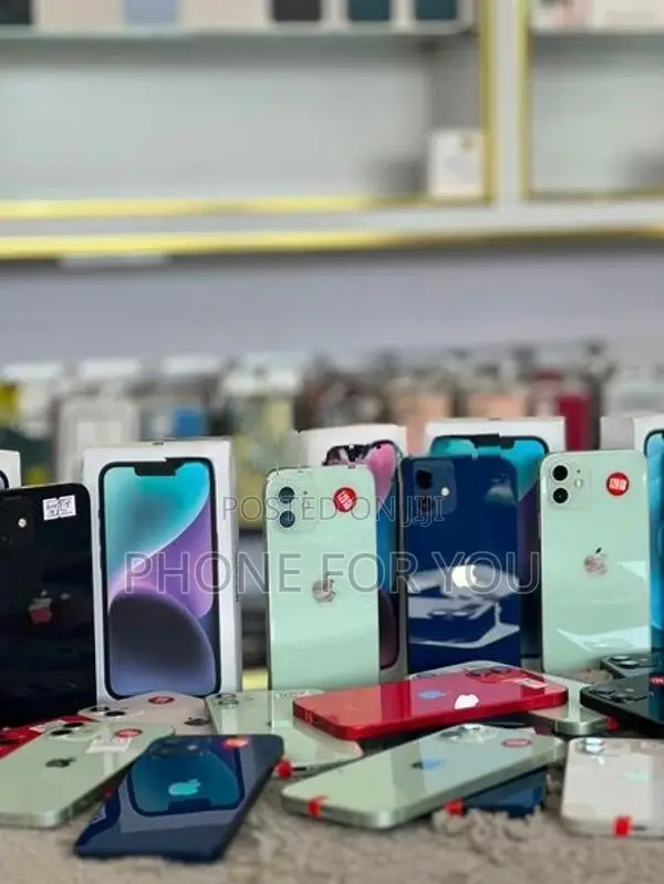 Apple iPhone 12 (Used)