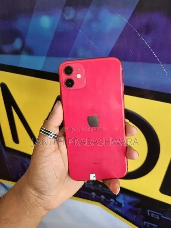 Apple iPhone 11 (Used)