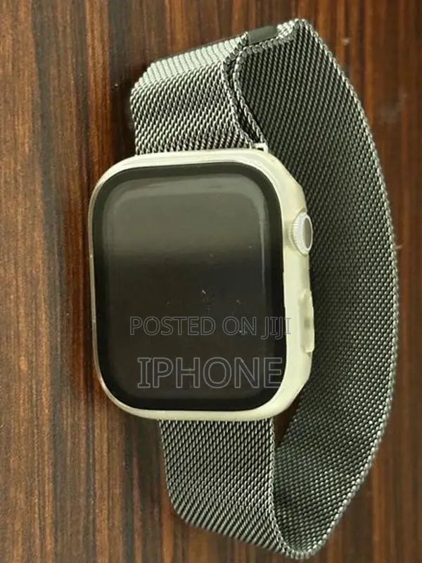 Apple Watch 8