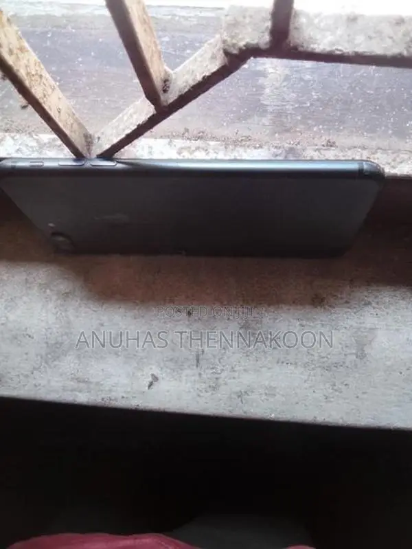 Apple iPhone 7 Plus I Phone (Used)