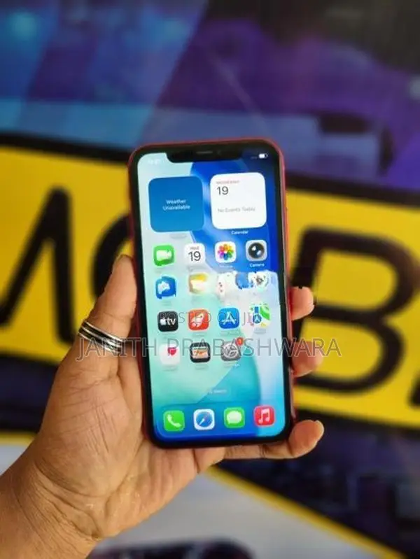 Apple iPhone 11 (Used)