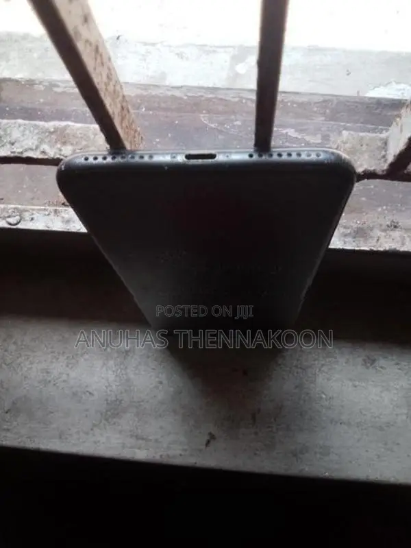 Apple iPhone 7 Plus I Phone (Used)