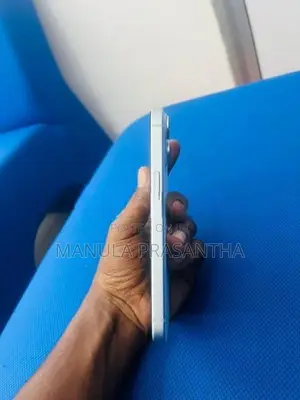 Apple iPhone 15 (Used)