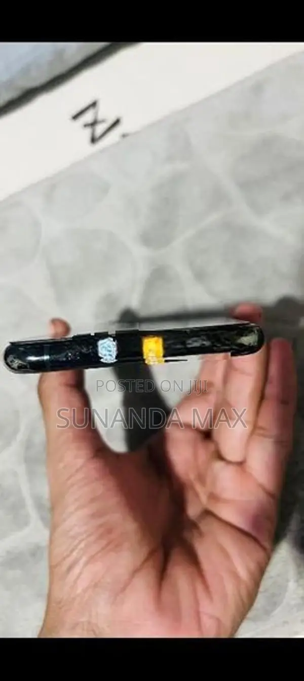 Apple iPhone 11 Pro (Used)