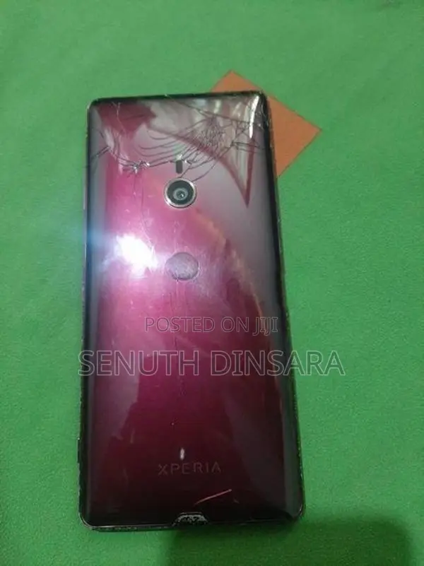Sony Xperia XZ3 (Used)