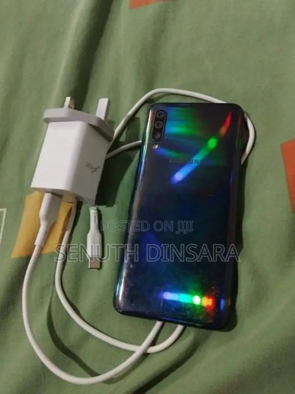 Samsung Galaxy A50 (Used)