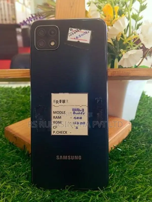 Samsung Buddy 4GB, 128GB (Used)