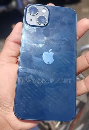 Apple iPhone 13 (Used)