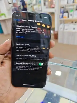Apple iPhone XS (Used)