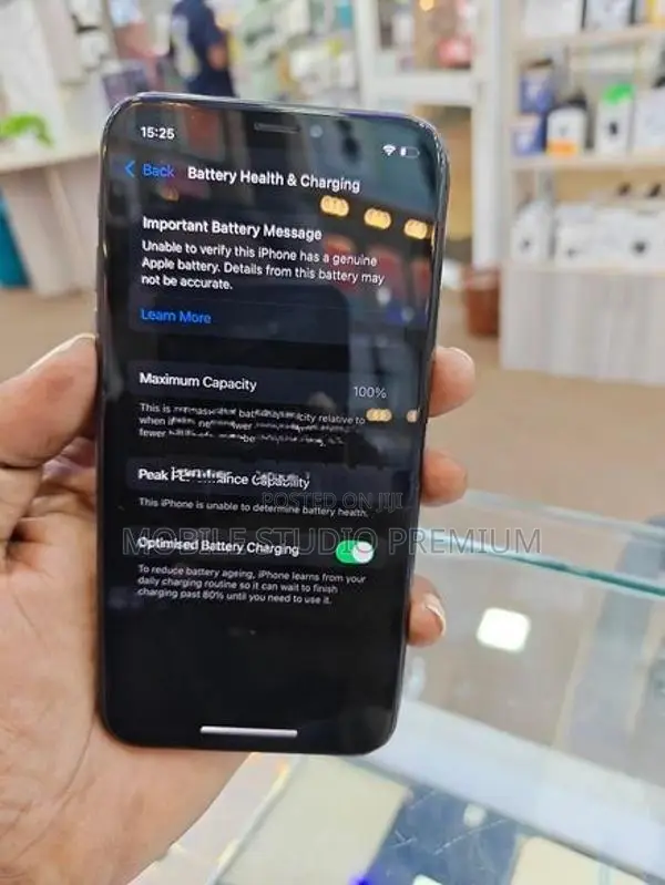 Apple iPhone XS (Used)