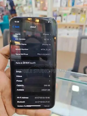 Apple iPhone XS (Used)