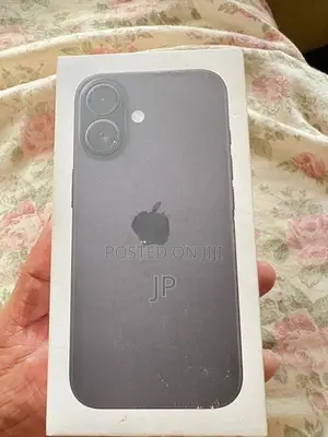 Apple iPhone 16 Black (Used)