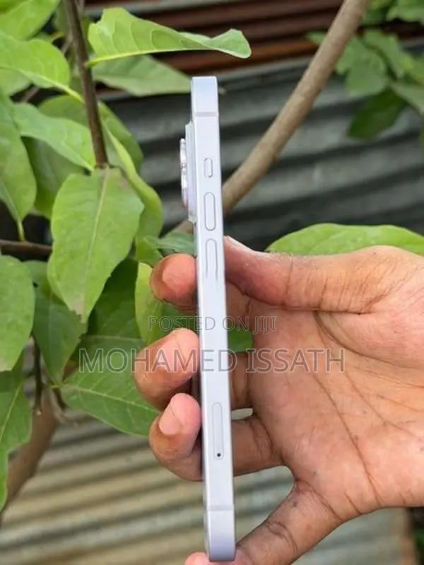 Apple iPhone 14 (Used)