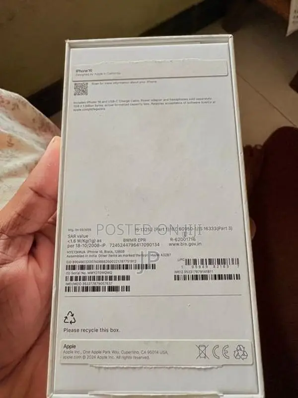 Apple iPhone 16 Black (Used)