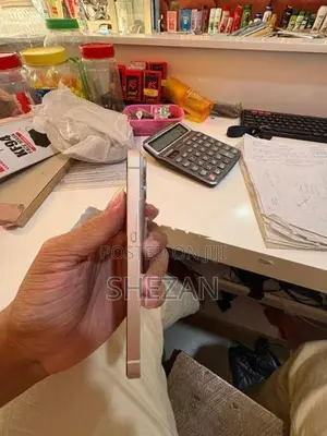 Apple iPhone 14 (Used)