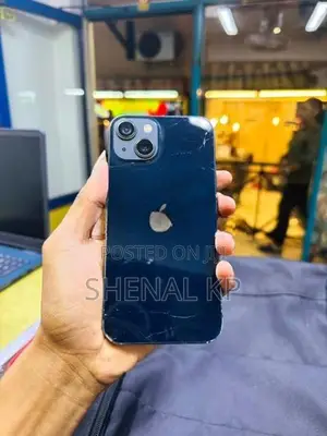 Apple iPhone 13 (Used)