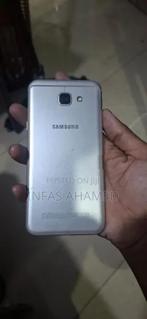 Samsung Galaxy A8 (Used)