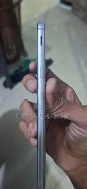 Samsung Galaxy A8 (Used)