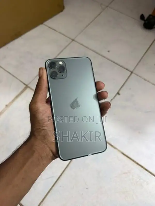 Apple iPhone 11 Pro Max (Used)