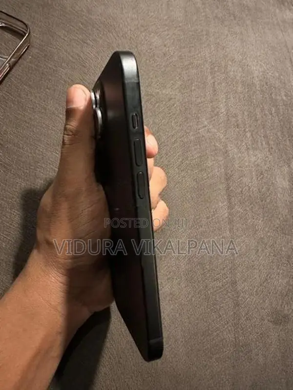 Apple iPhone 15 (Used)
